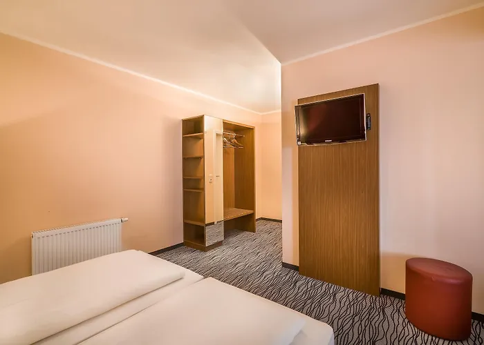 Hotel Scope Airport 3*