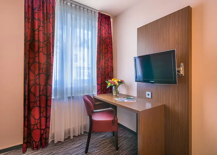 Hotel Scope Airport