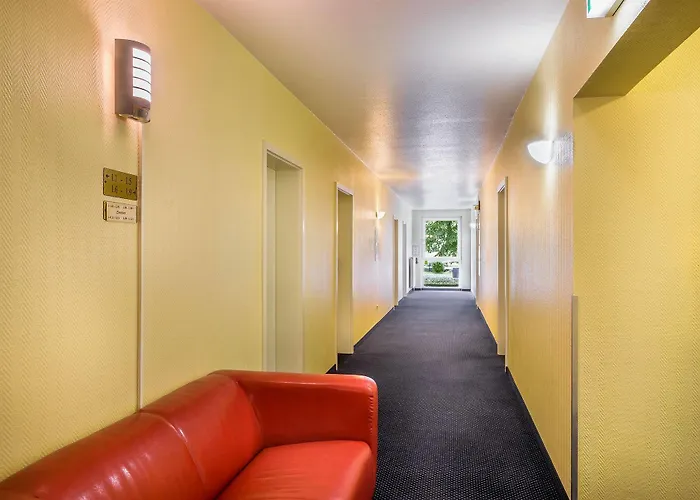 Scope Airport Hotel