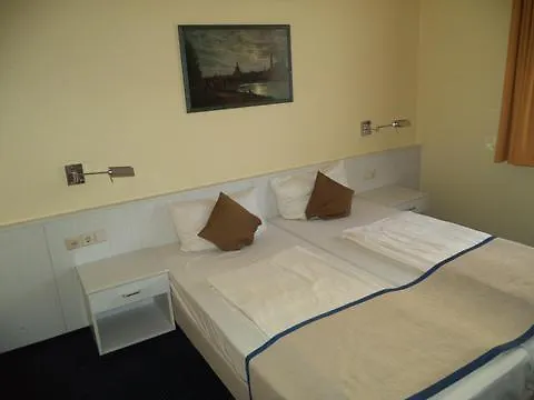 Scope Airport 3* ドレスデン