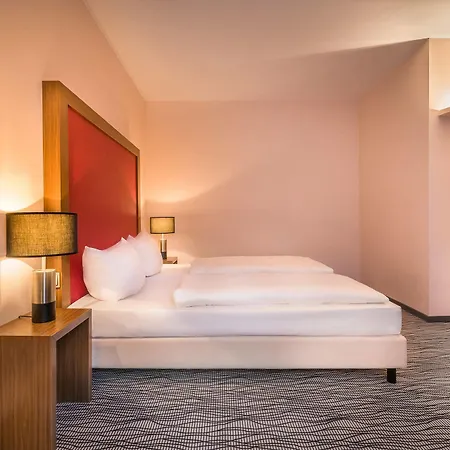 Scope Airport Hotell 3*